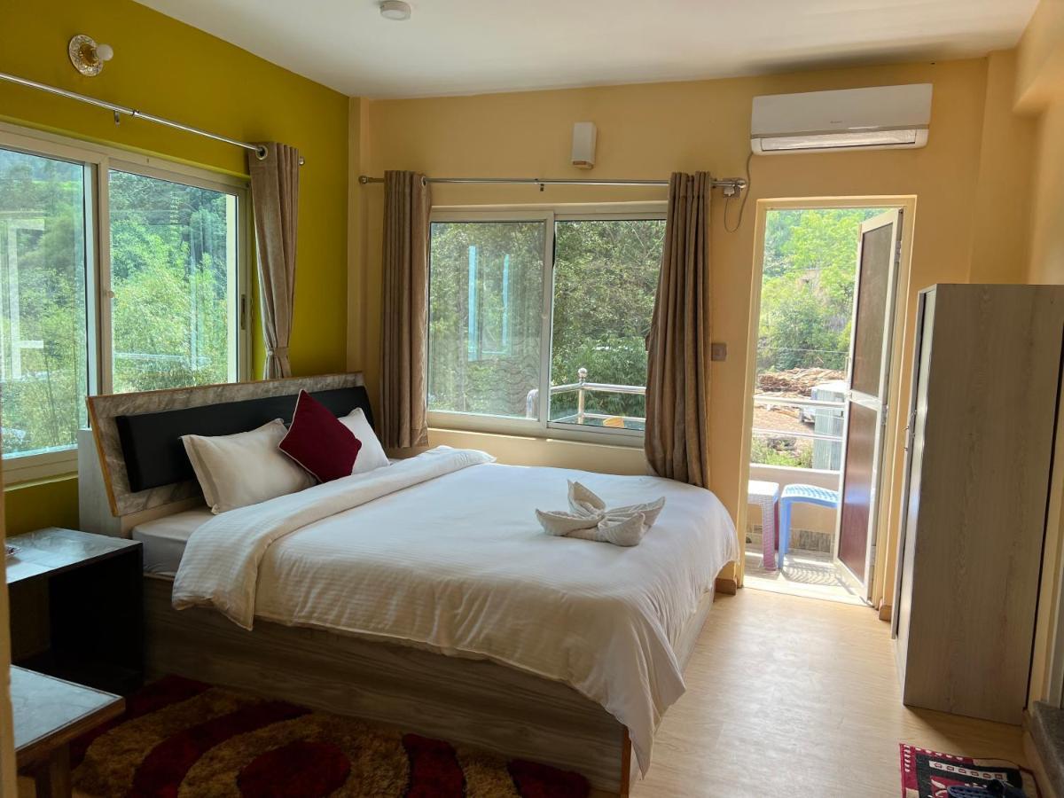 Hotel Village View 나가르코트 외부 사진