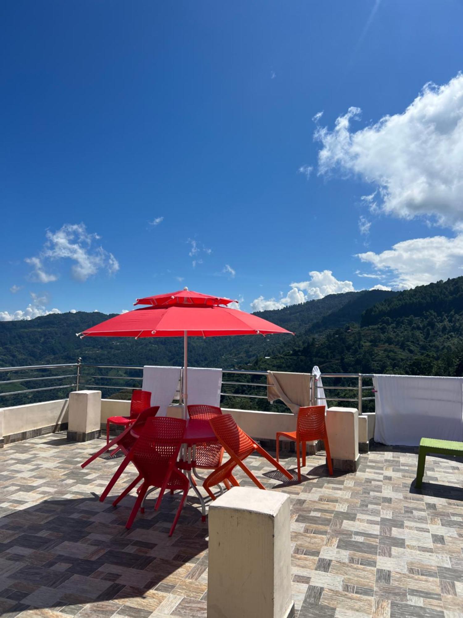 Hotel Village View 나가르코트 외부 사진