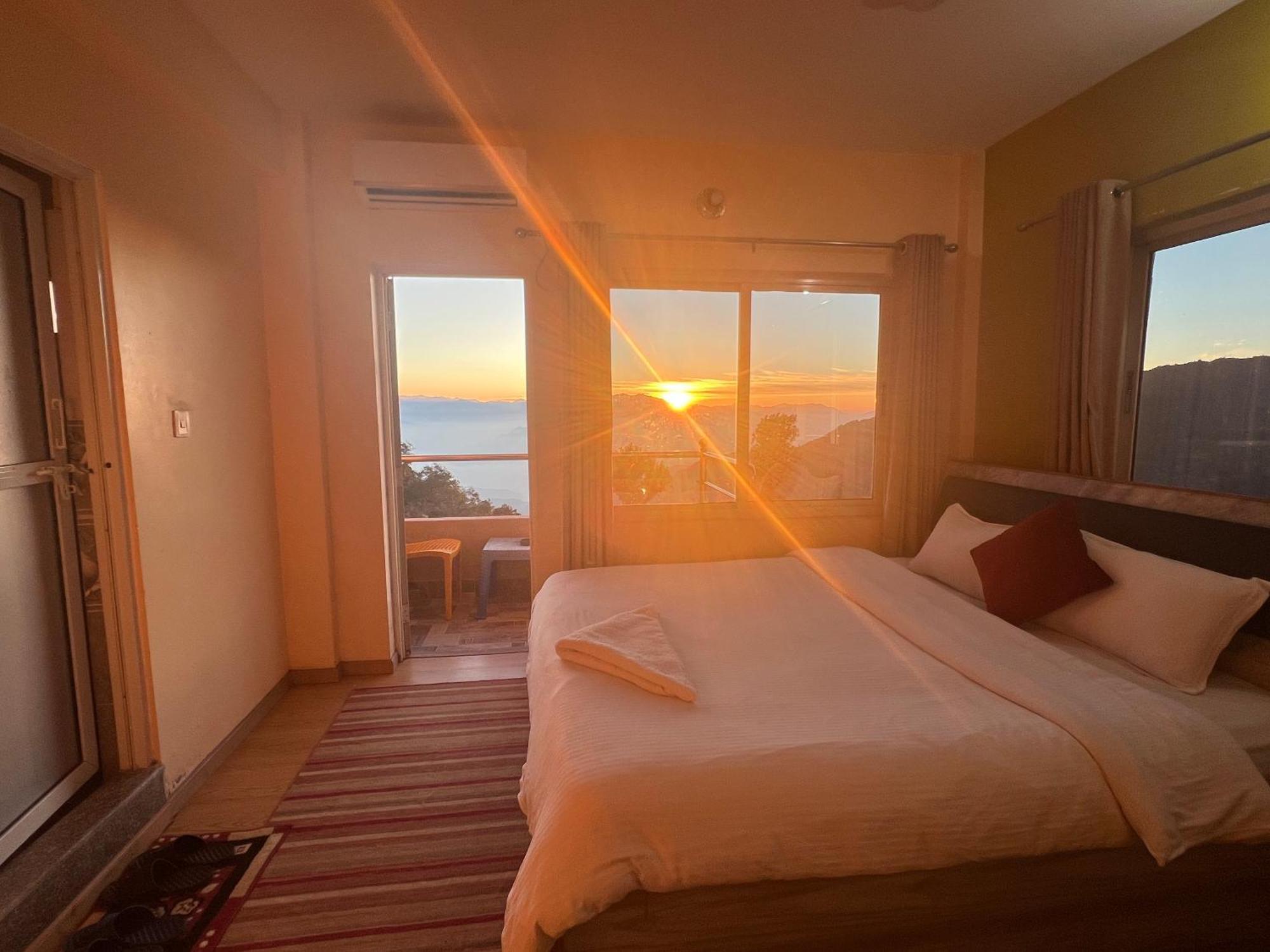 Hotel Village View 나가르코트 외부 사진